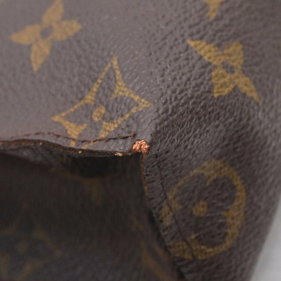 Authentic Louis Vuitton poche toilette 26 vintage - Picture 5 of 9